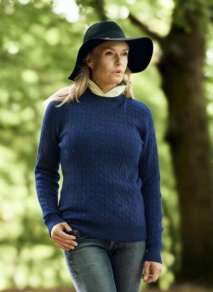 Women Crew Neck Cable Brown