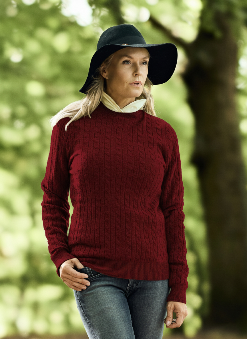 Women’s Pure Cashmere CrewNeck Sweater – Modern Fit