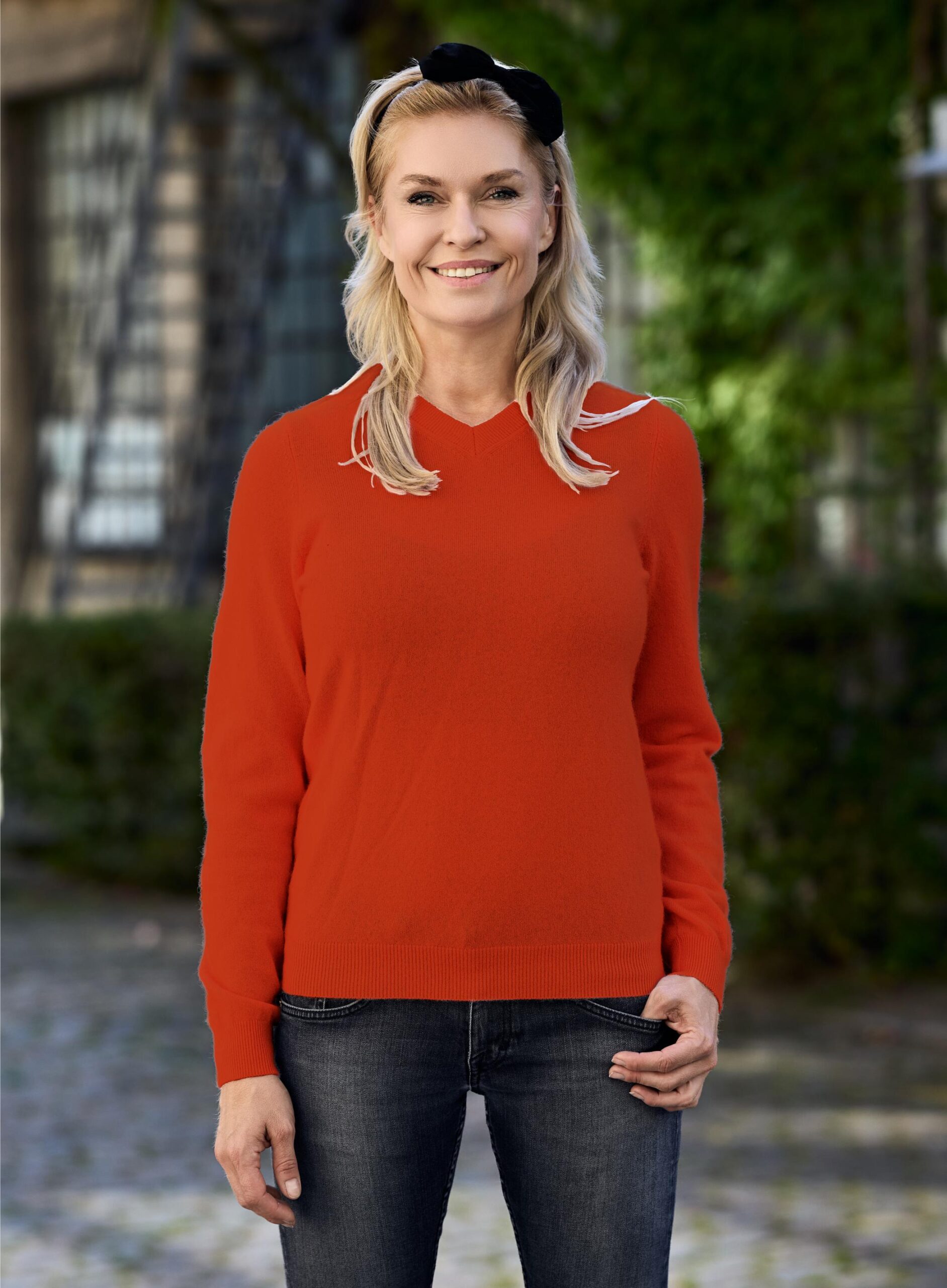 Women V Neck Plain Pink